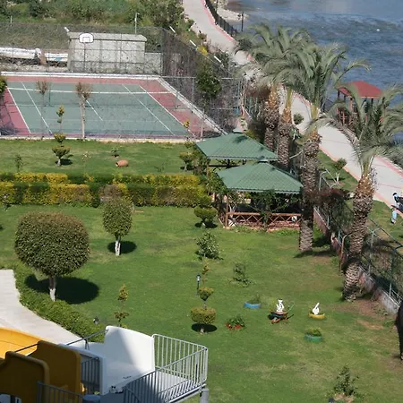 Riverside Апартаменты